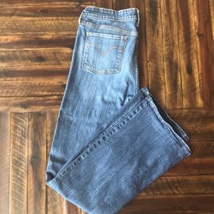 Slight curve classic boot cut jeans